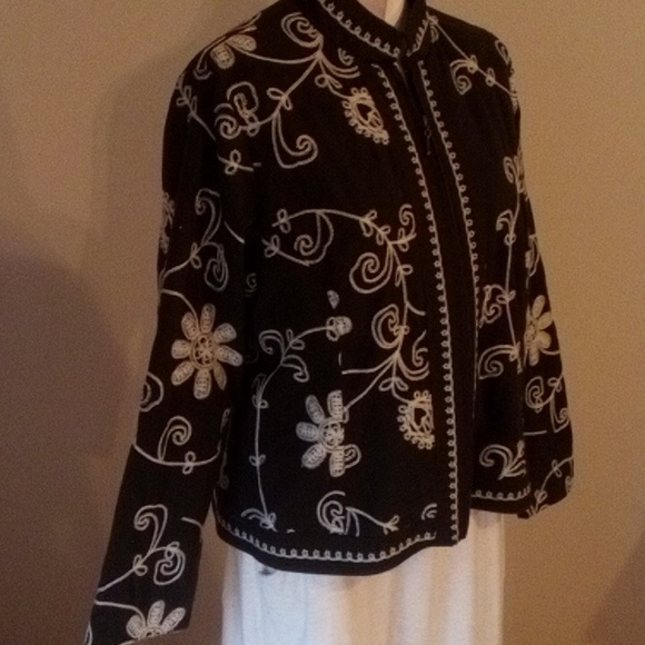 Women's jacket craff brand  med petite dark brown with cream embroidery - Picture 4 of 7